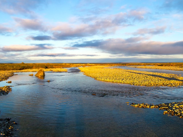 Vue aérienne de Coral Harbour, Nunavut