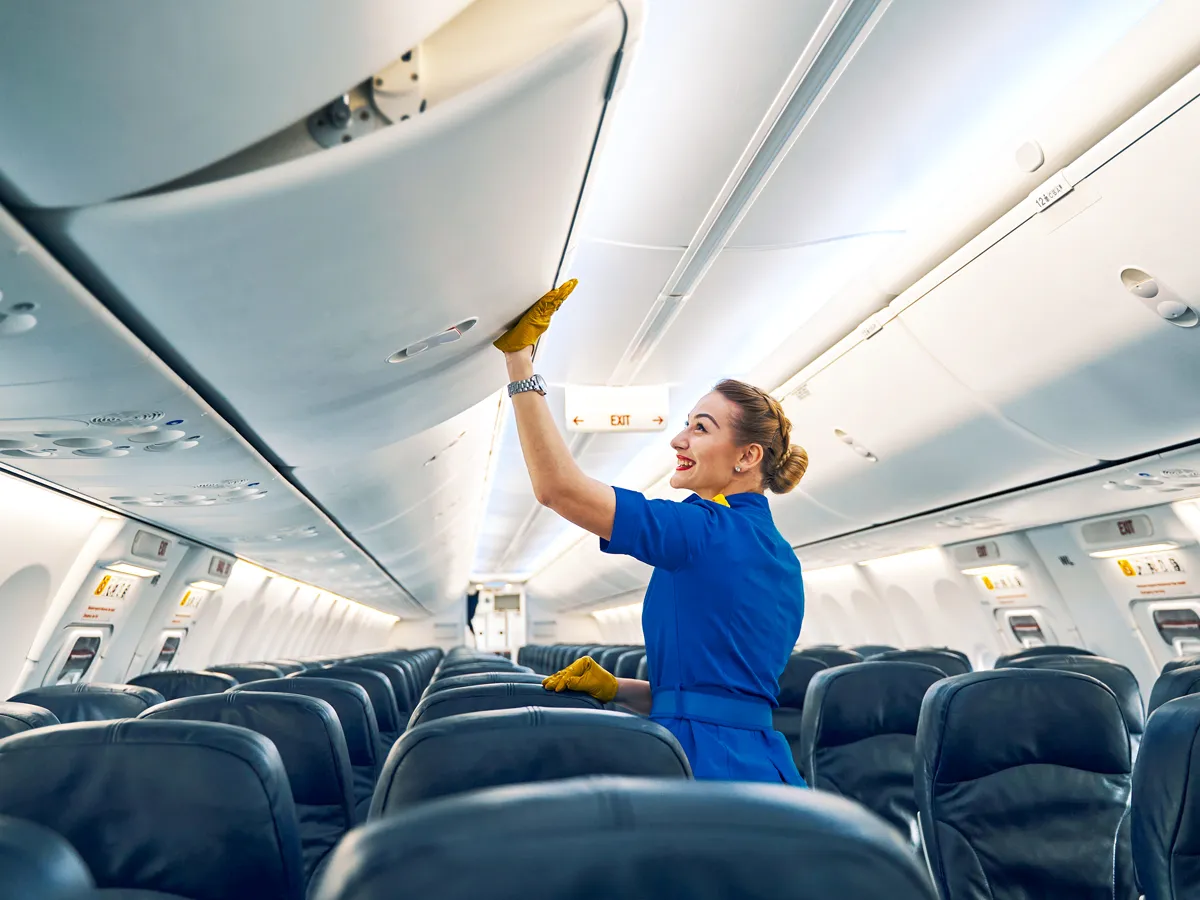 Voici à quoi ressemble vraiment la formation des agents de bord